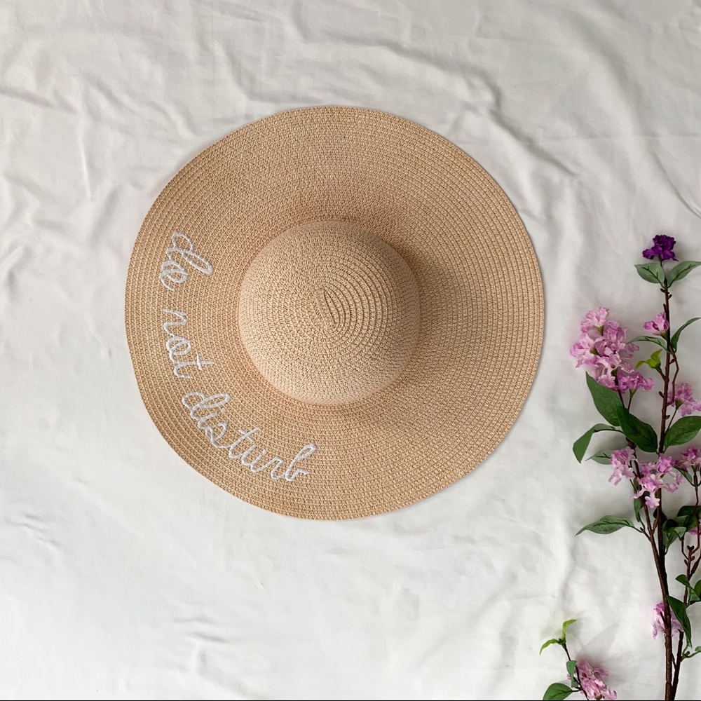 Beach Floppy Hat do not disturb